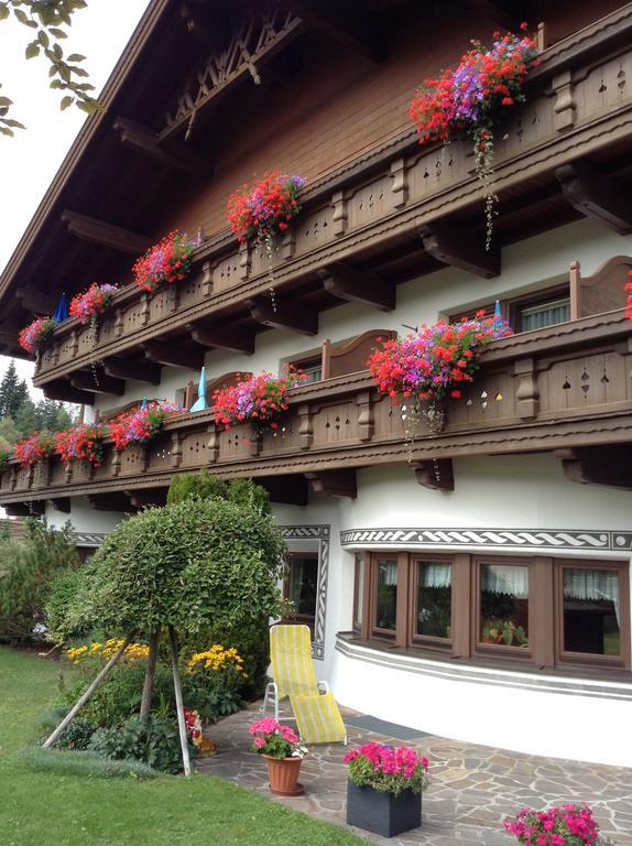 Hotel Garni Almhof Seefeld in Tirol Ngoại thất bức ảnh