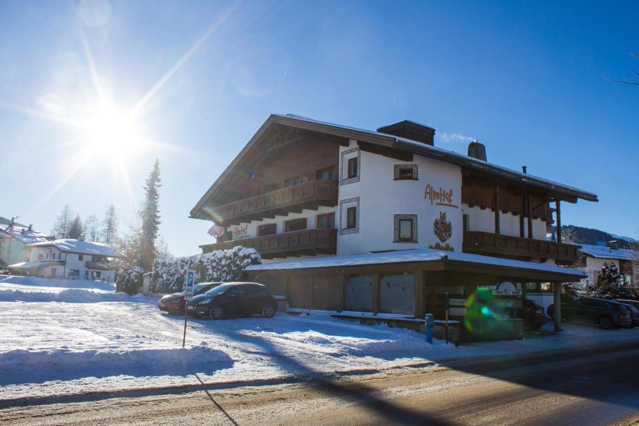 Hotel Garni Almhof Seefeld in Tirol Ngoại thất bức ảnh